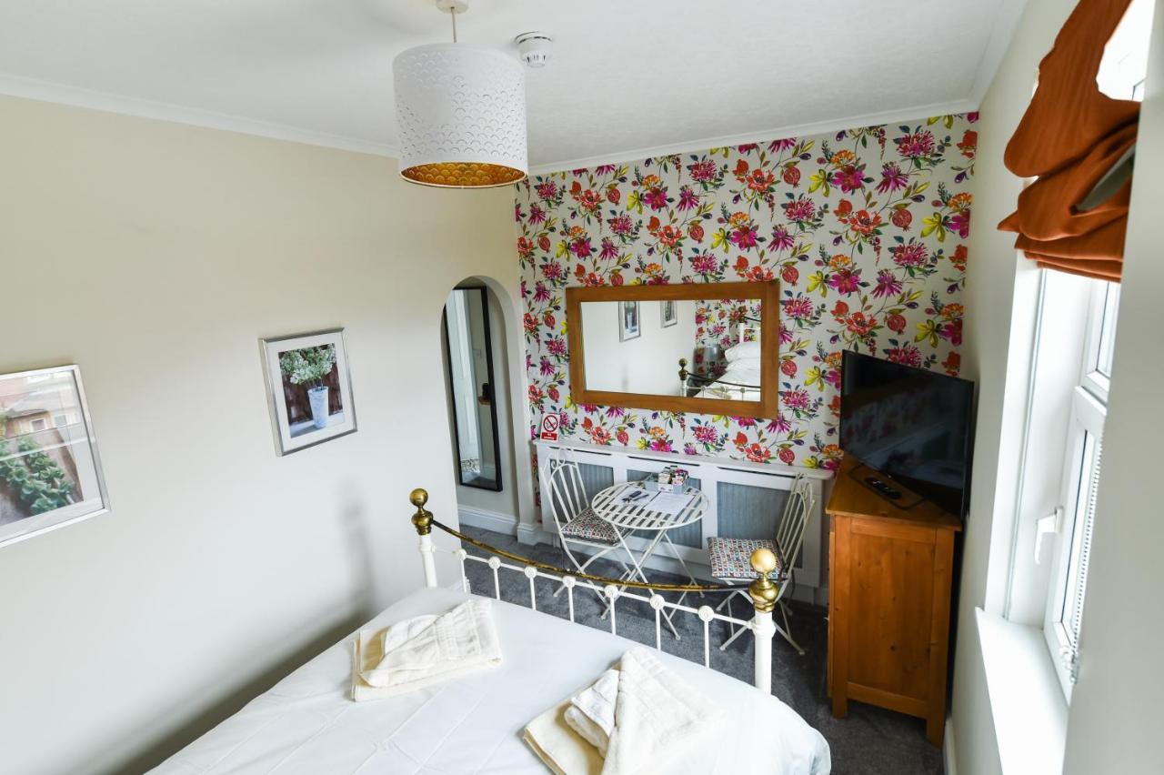 Bed and Breakfast Hillcrest Whitby Zewnętrze zdjęcie